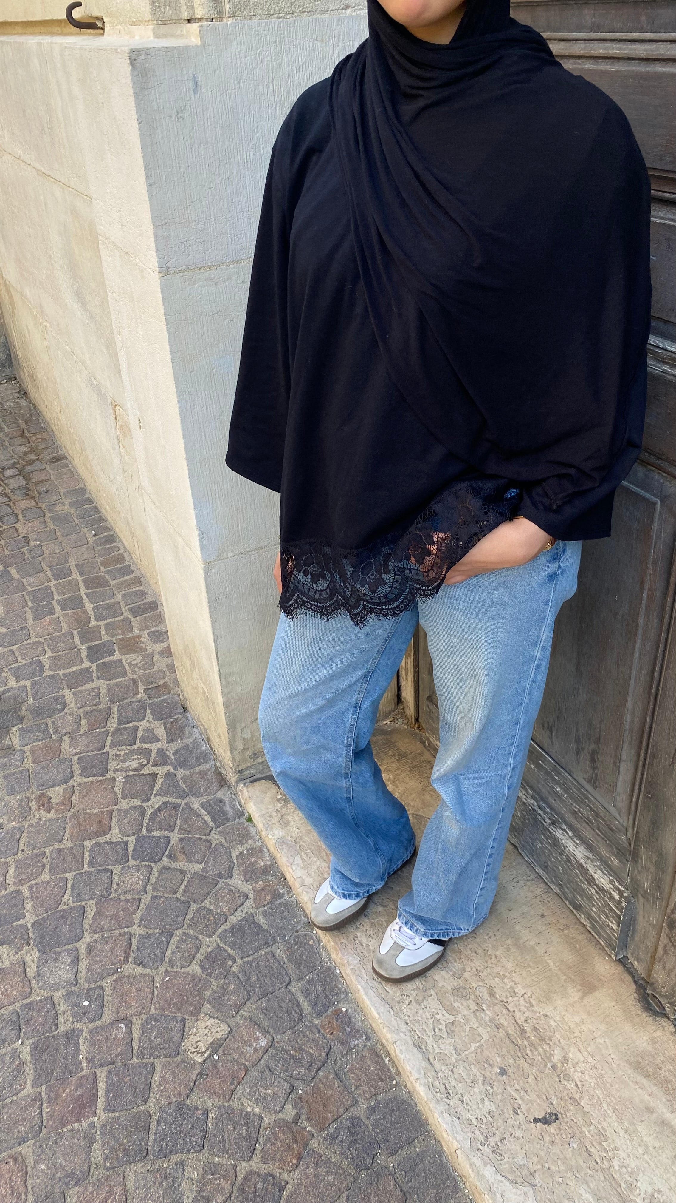 -Haut asymétrique-dentelle